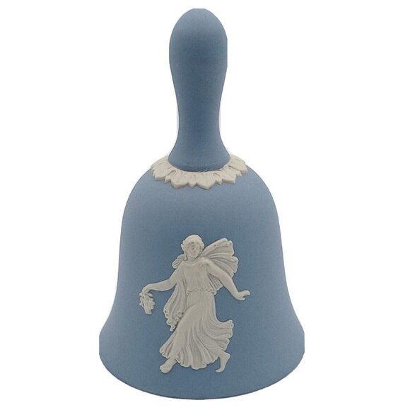 Vintage Wedgwood Blue Jasperware Bell Decorative Dancing Hour Danbury Mint Retro - Picture 1 of 7